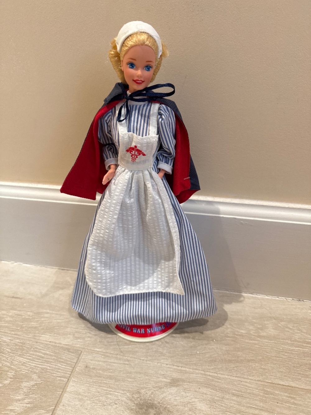 Civil War Nurse 1995 Barbie Doll in good condition